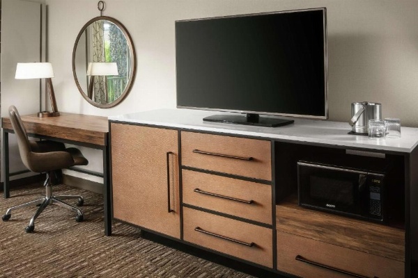 DoubleTree By Hilton Hotel Ontario Airport image 27