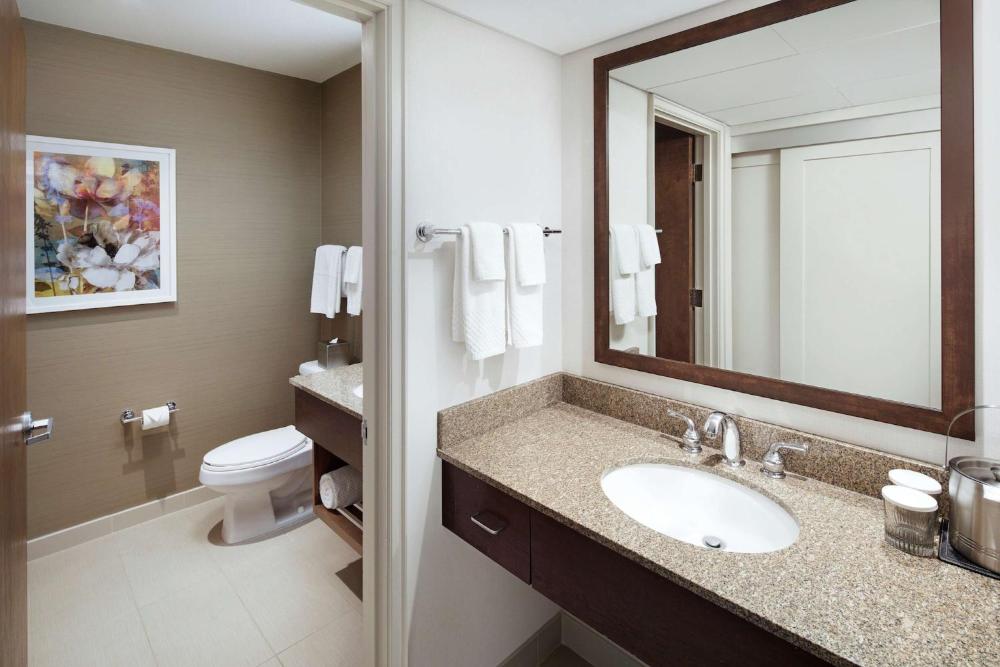 Room image 4
