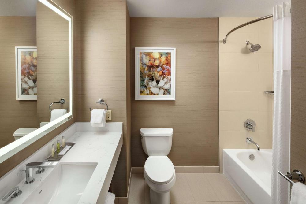 Room image 5